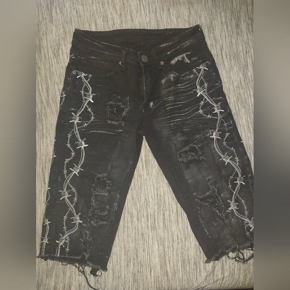 Rue21 Jean shorts size 26 or size 4.